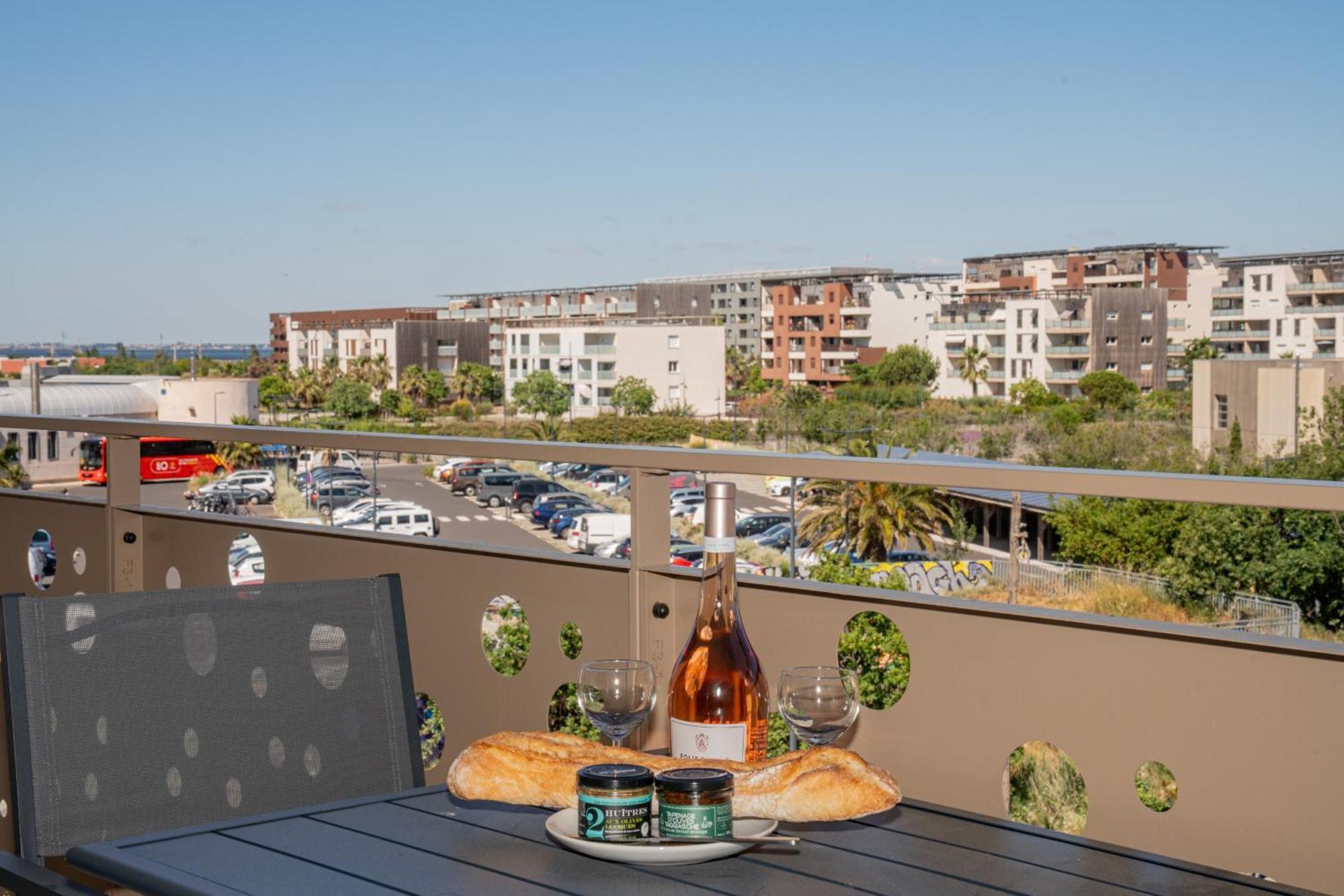 Sete Apt 2Pers, Terrasse Et Parking Lejlighed Eksteriør billede